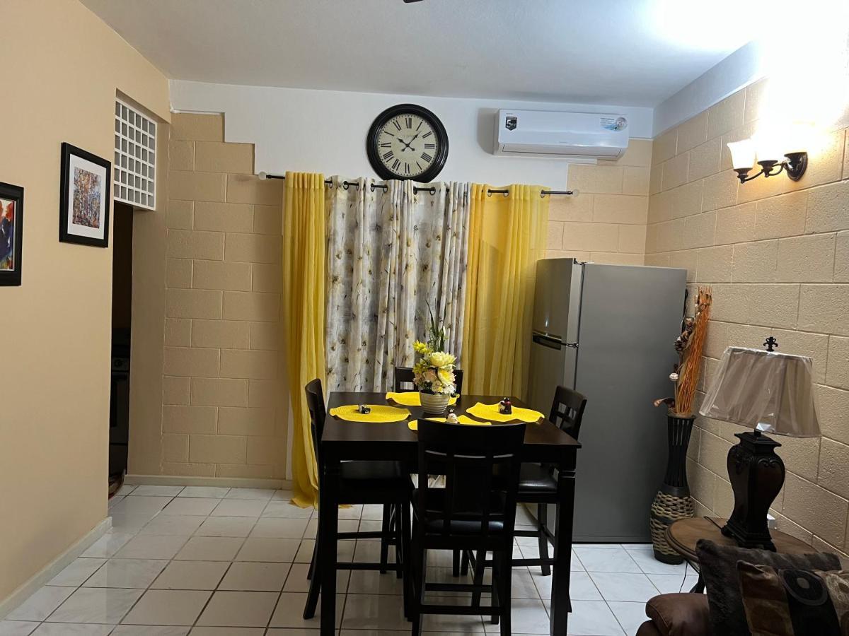 Lovely Modern 1Bedroom Overlooking Carribean Sea. Ocho Rios Exterior foto